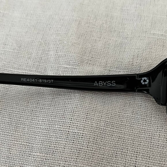 Revo ABYSS polarized sunglasses - Authentic - Picture 7 of 11